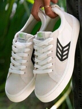 Cariuma Catiba Pro Skate Off White Canvas Vintage Suede Logo Sneaker New 7.5
